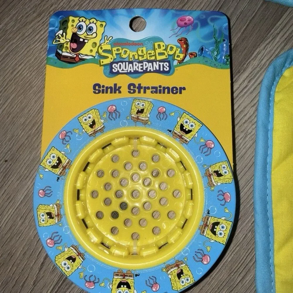 SpongeBob SquarePants kitchen set with yellow SpongeBob face on blue background